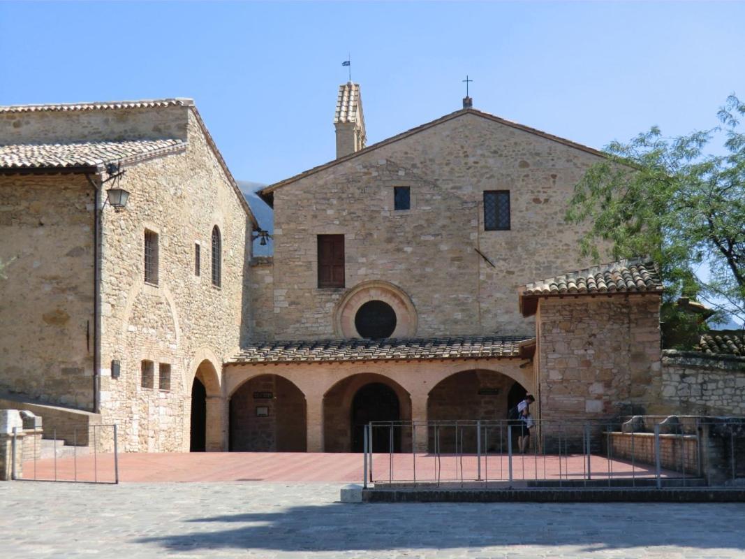 All'Ombra Di San Damiano Asís Exterior foto